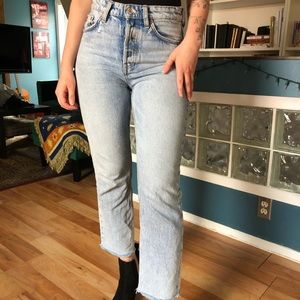 zara light wash straight leg jeans